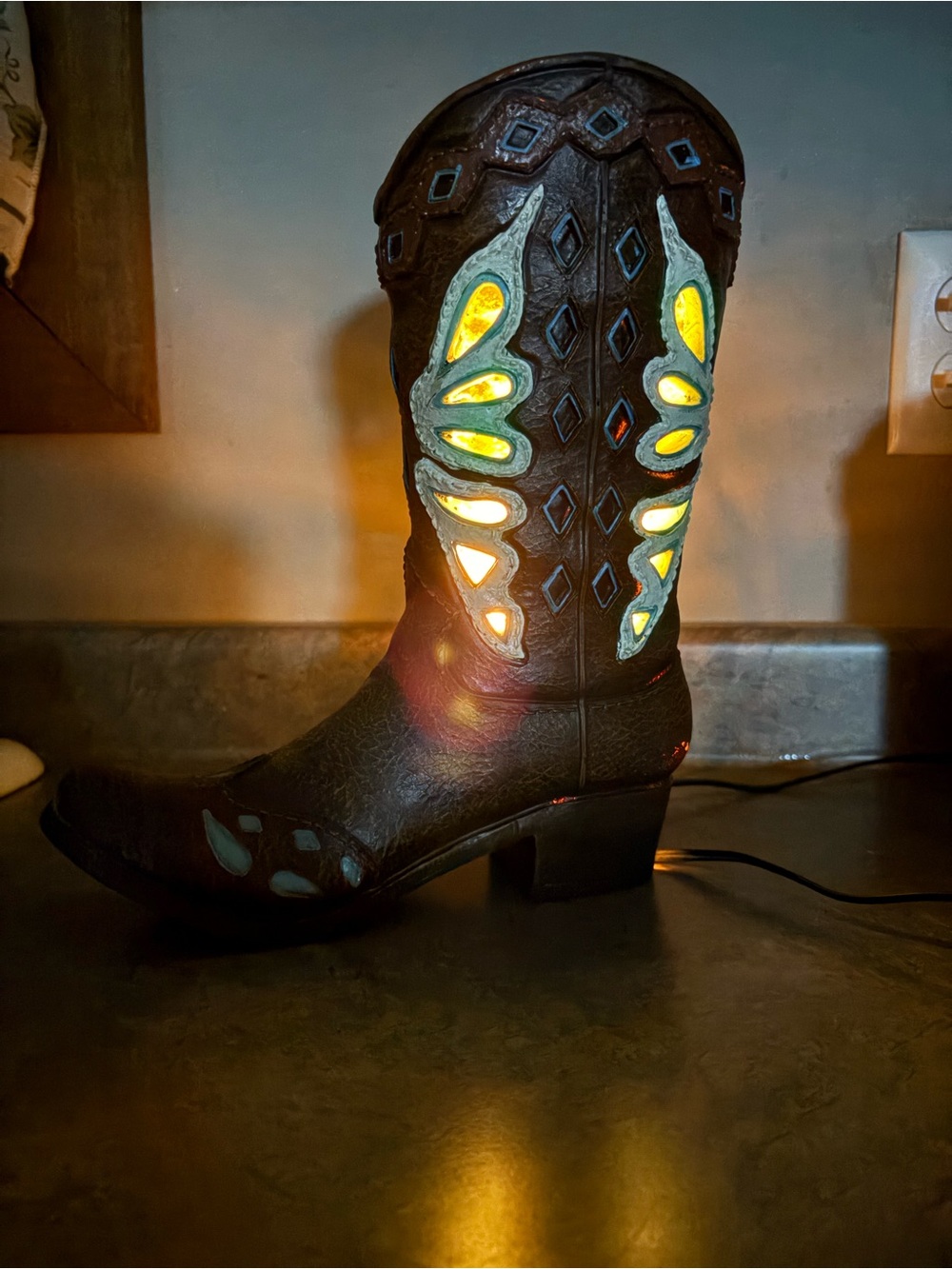 Western Resin Cowboy Boot Accent Lamp or Night Light